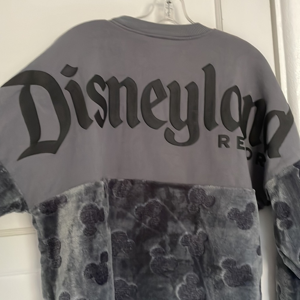 Disneyland super soft sweater/shirt
